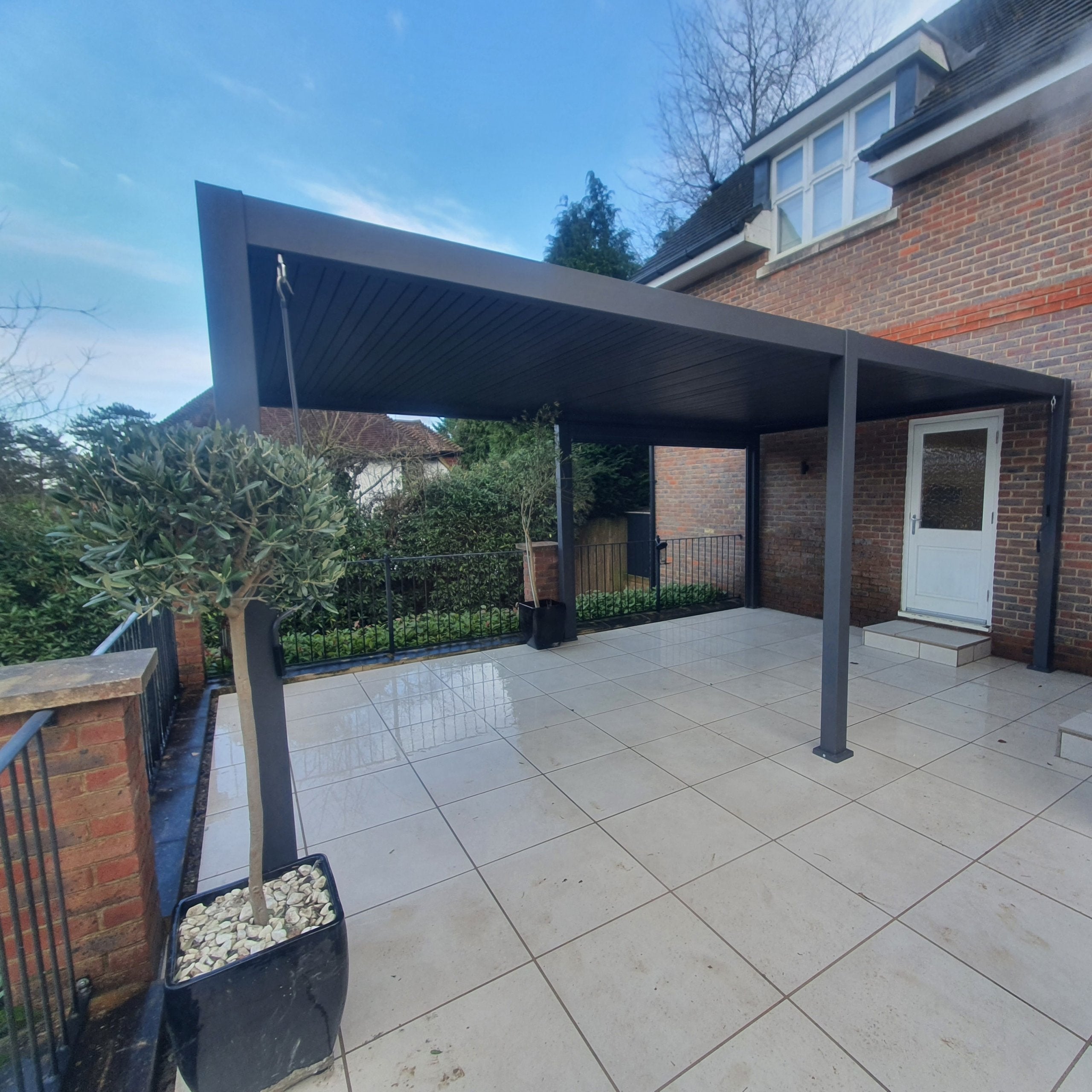 Rota Louvered Pergola 3.6 x 6