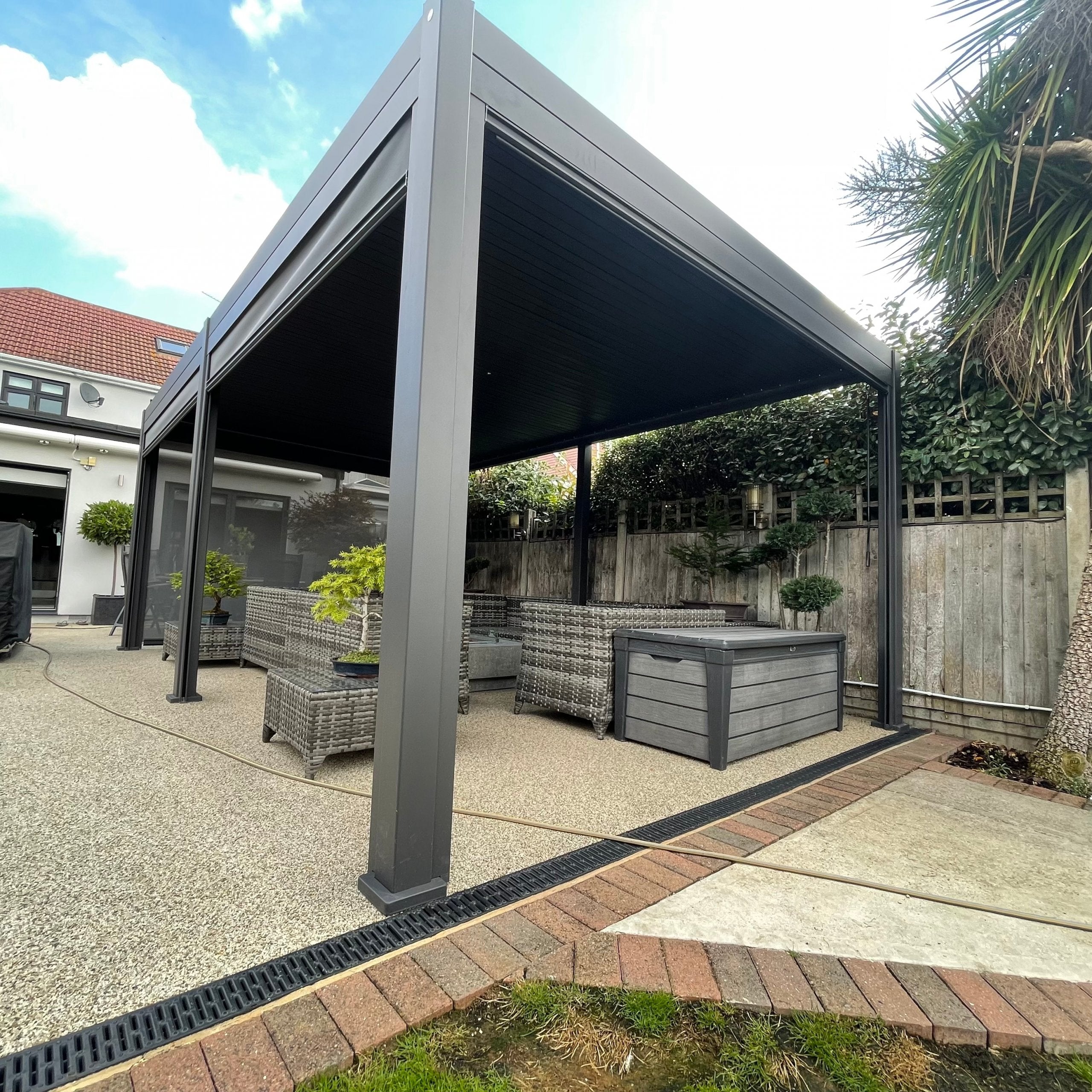 Rota Louvered Pergola 3.6 x 6