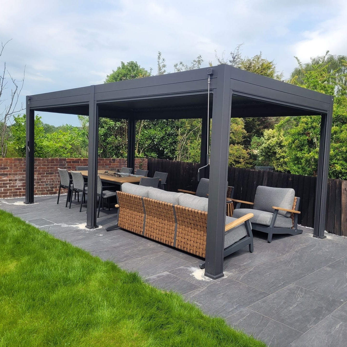 Rota Louvered Pergola 3 x 6m