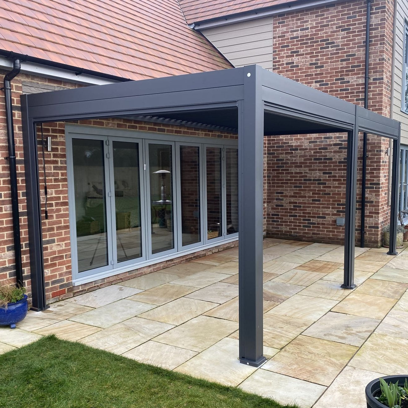 Rota Louvered Pergola 3 x 6m